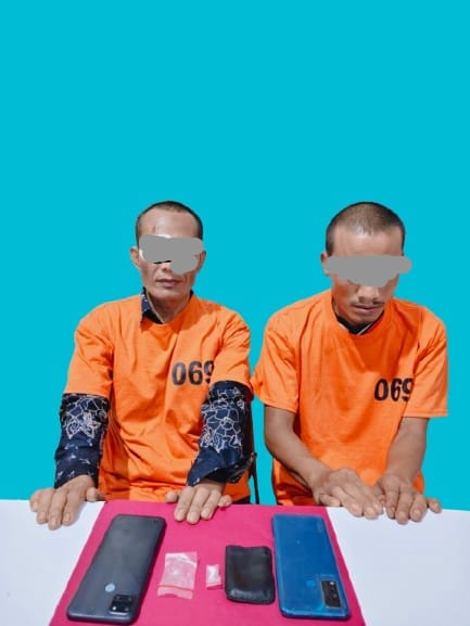 Digerebek di Kandang Ayam, Dua Pengedar Sabu di Pelalawan Tak Berkutik