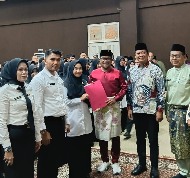 Bupati Pelalawan Lantik 260 PPPK Tahap I dan II: Tekankan Integritas, Kinerja, dan Pelayanan Tulus untuk Masyarakat