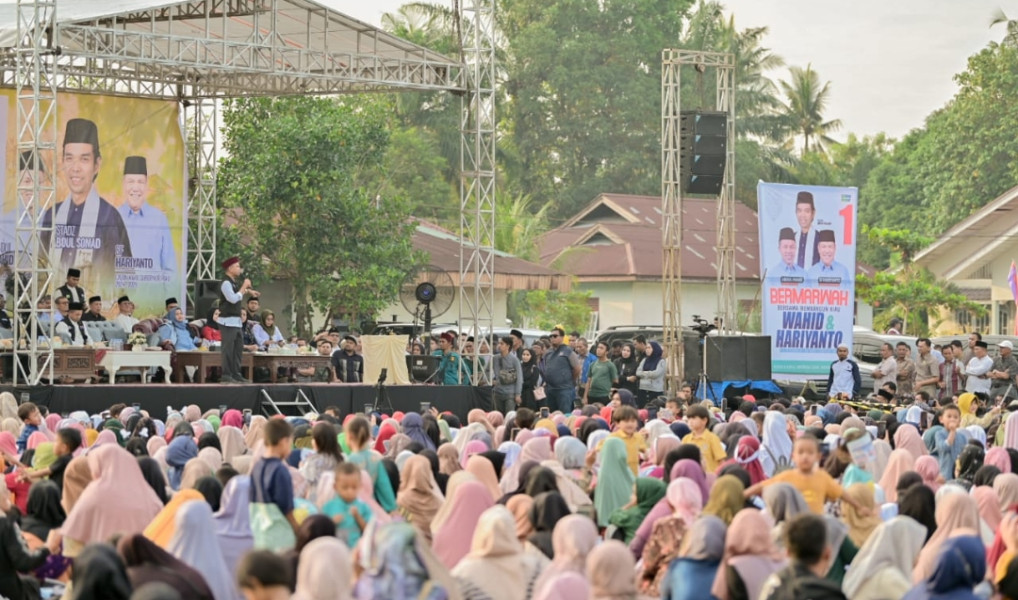 Hadiri Kampanye di Duri, UAS Ajak Masyarakat Dukung Abdul Wahid Gubernur dan Kasmarni Bupati
