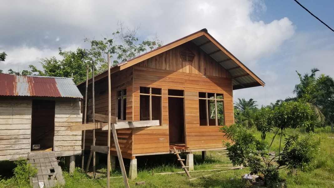 Meski Terkendala Bahan Material,Pembangunan RTLH Rumah Pak Dedi di Desa Pangkalan Terap Capai Progres 70 Persen