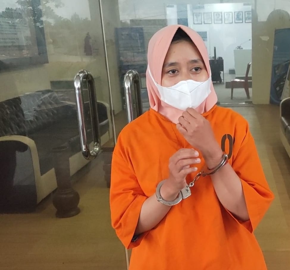 Wanita di Pelalawan Ini Gelapkan Uang Perusahaan Sebesar Rp 17 Juta