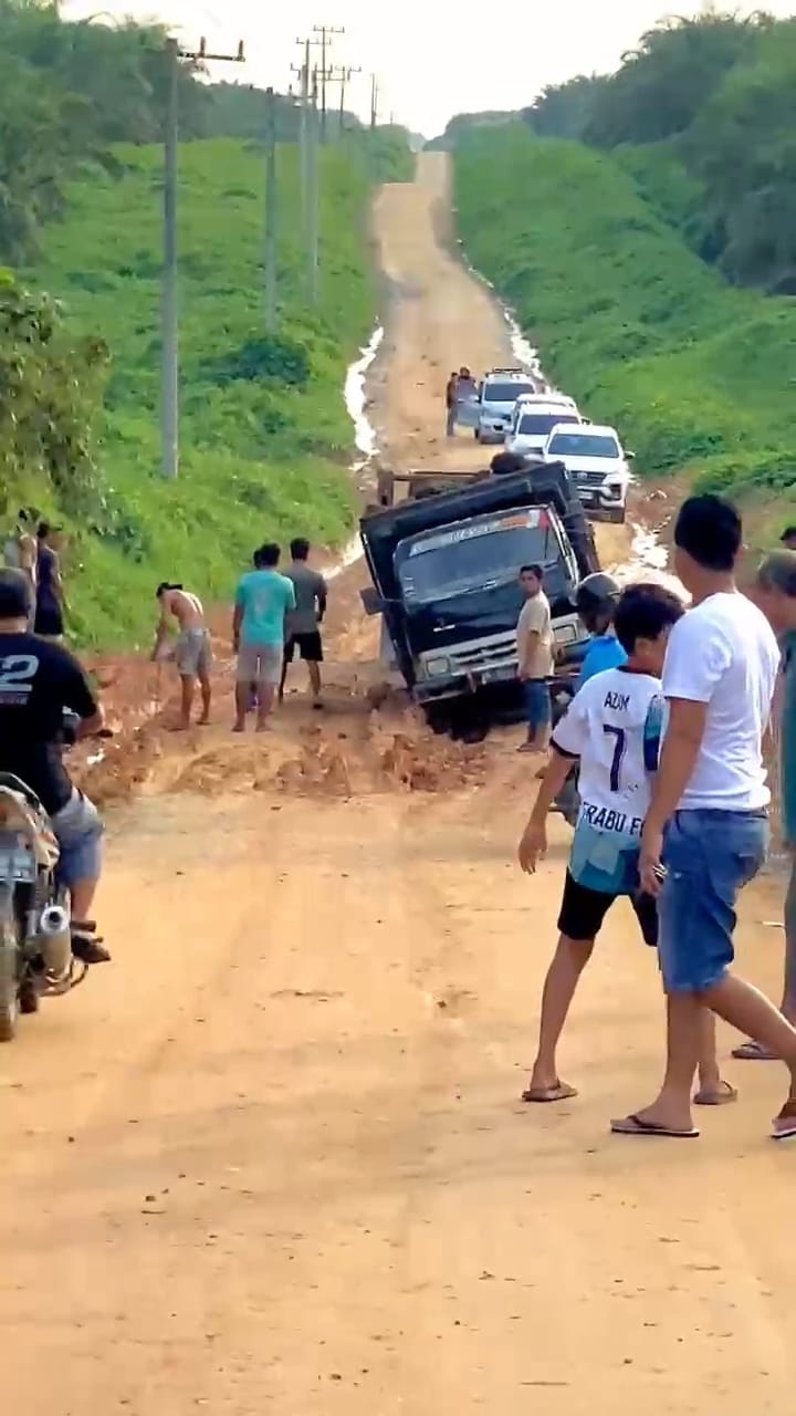 Perusahaan di Wilayah Lesung dan Kerumutan Tutup Mata Atas Rusaknya Akses Jalan, HIPMAKER Sayangkan Lambatnya Tanggung Jawab Perusahaan