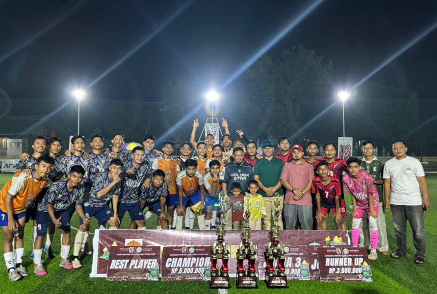 Bupati Pelalawan Apresiasi Hipmawan Mini Soccer 2025: Energi Positif Mahasiswa & Pemuda