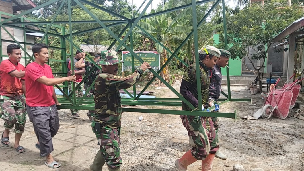 Satgas TMMD ke-129 Pasang Tower dan Tandon Air di Dayah Lhok Panah