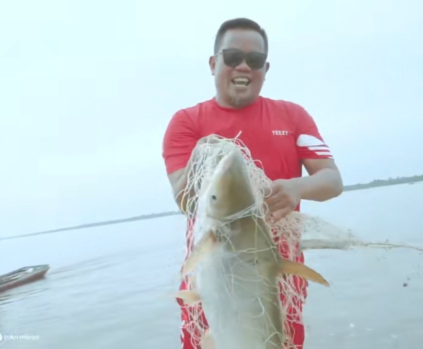 SE Bupati Pelalawan Selamatkan Kelestarian Ekosistem, Nelayan Dukung Kebijakan Bupati Zukri SM