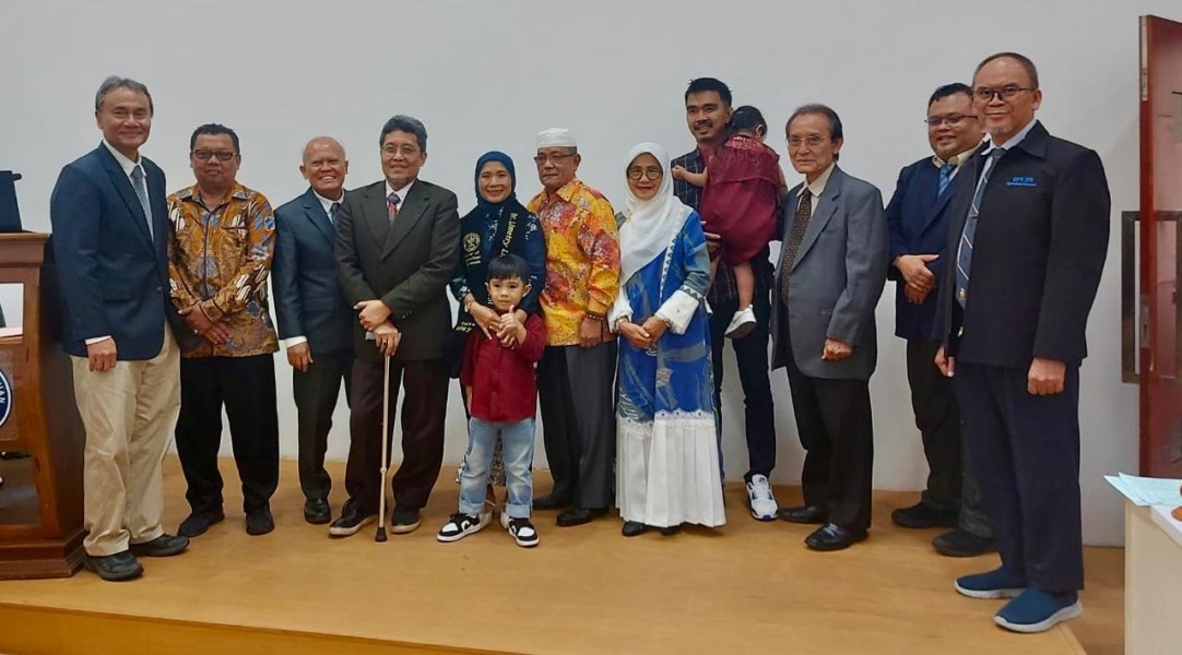 Dosen Faperta UIR, Limetry Diana, Raih Gelar Doktor dari IPB dengan Riset Sawit Rakyat