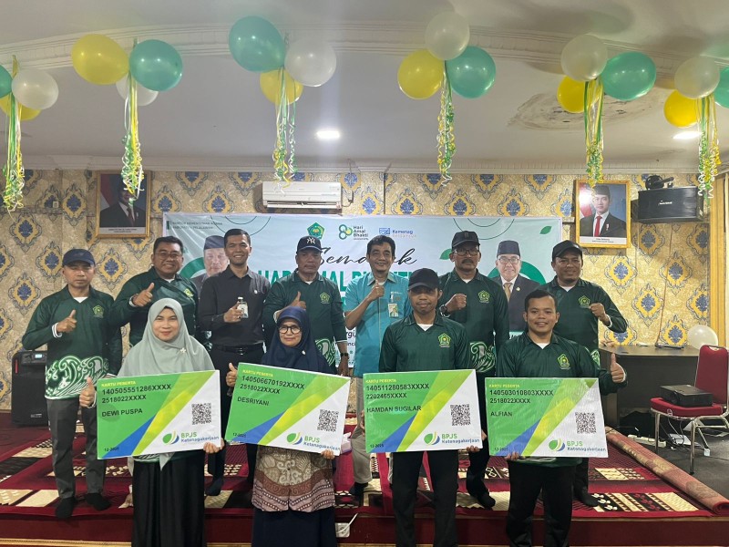 400 Guru Ngaji di Pelalawan Terlindungi BPJS Ketenagakerjaan melalui Program SERTAKAN