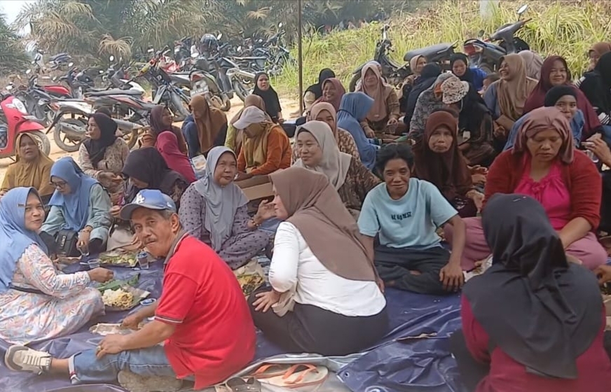 1.500 Warga Geruduk Tiga Titik Operasional PT Serikat Putra, Tuntut Kemitraan 20 Persen Segera Direalisasikan