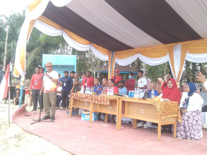 Meriahkan HUT RI Ke 79, Camat Junaidi Sebut Lomba Sampan Kampo Upaya Lestarikan Budaya