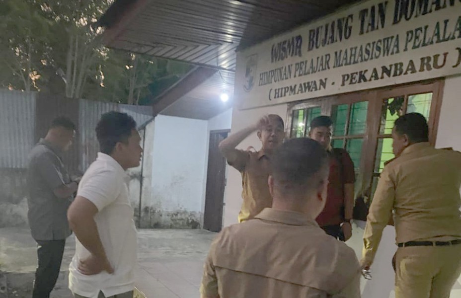 Bupati Zukri Janji Renovasi Asrama Mahasiswa Pelalawan di Pekanbaru
