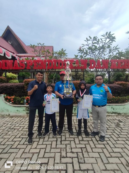 Dua Siswa SDN 006 Pangkalan Kerinci Sabet Emas O2SN, Siap Harumkan Nama Pelalawan di Tingkat Provinsi