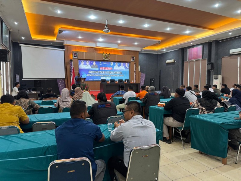 Pemda Pelalawan, EMP dan Musim Mas Dukung Seminar JMSI Pelalawan: Membahas Hukum Pers di Era Digital