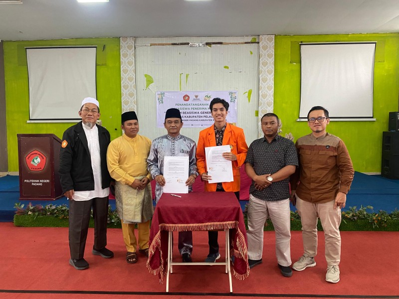Beasiswa Generasi Zakat: Baznas Pelalawan Bantu Mahasiswa Kurang Mampu Raih Pendidikan Tinggi