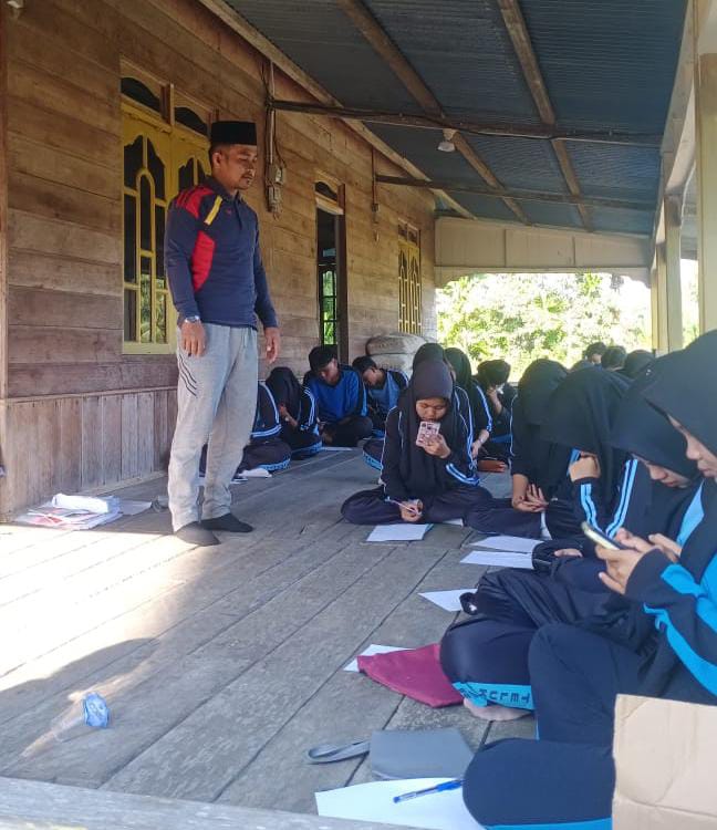 11 tahun Berdiri Kelas Jauh, Siswa SMA Kelas Jauh di Desa Pulau Muda Saat Ujian di Usir