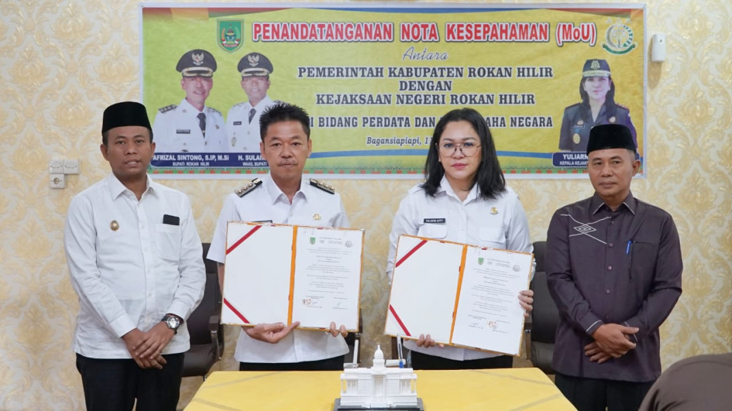 Pemkab Rohil dan Kejari Rohil Menandatangani Nota Kesepahaman (MoU)