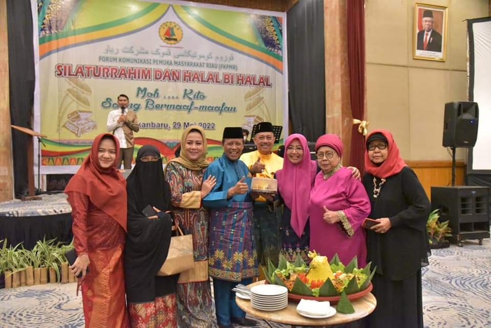 Forum Komunikasi Pemuka Masyarakat Riau Gelar Halal Bihalal