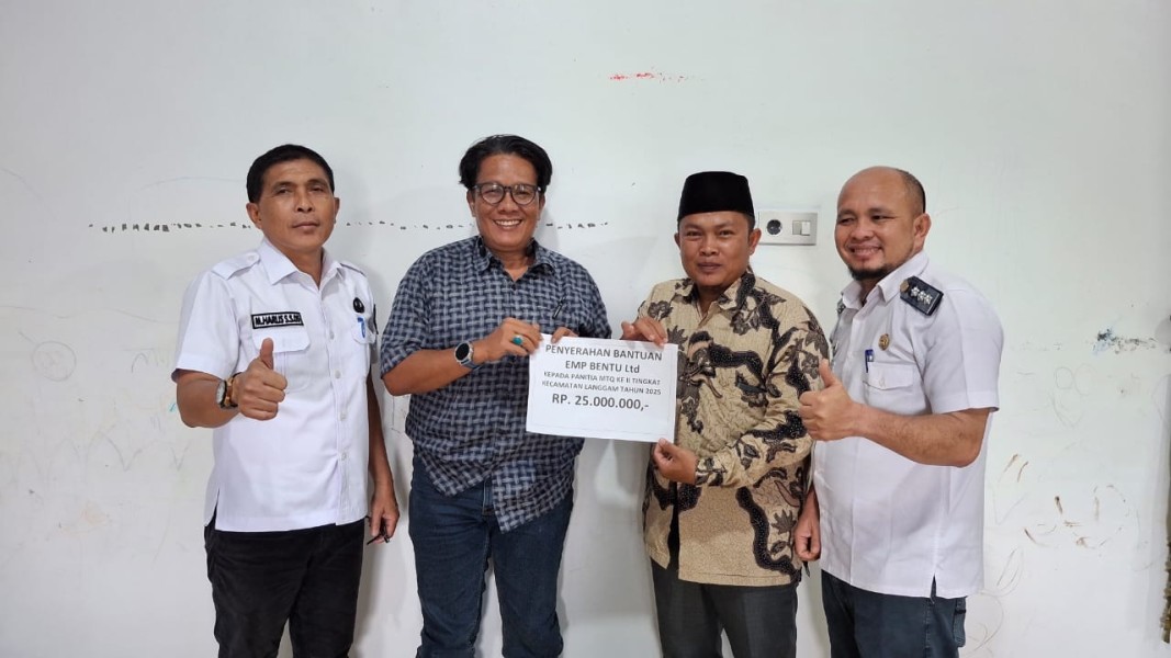 EMP Bentu Limited Serahkan Bantuan Rp 25 Juta untuk Sukseskan MTQ Tingkat Kecamatan Langgam