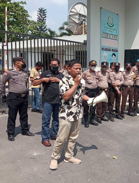 Germapel Apresiasi Langka Disdik Pelalawan Buka Posko Pengaduan Siswa Tak Tertampung