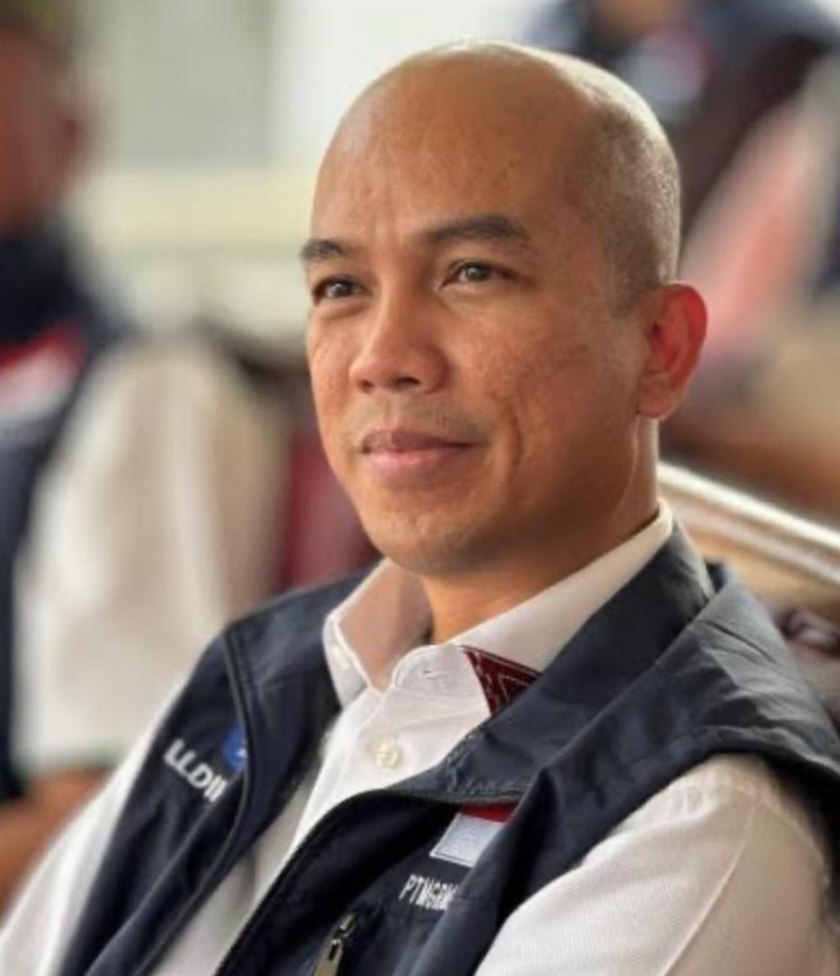 Rektor UIR Admiral Terima Penghargaan JMSI Riau di Kuantan Singingi