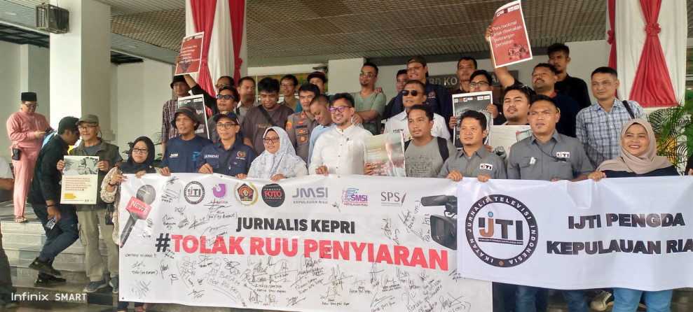 Jurnalis Kepri Unjuk Rasa Tolak RUU Penyiaran