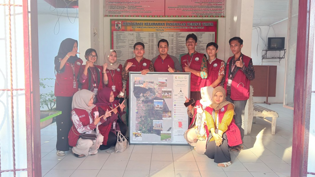 Mahasiswa KUKERTA UNRI Serahkan Peta Digital Pangkalan Kerinci Timur, Dukung Pelayanan dan Pembangunan Berbasis Data