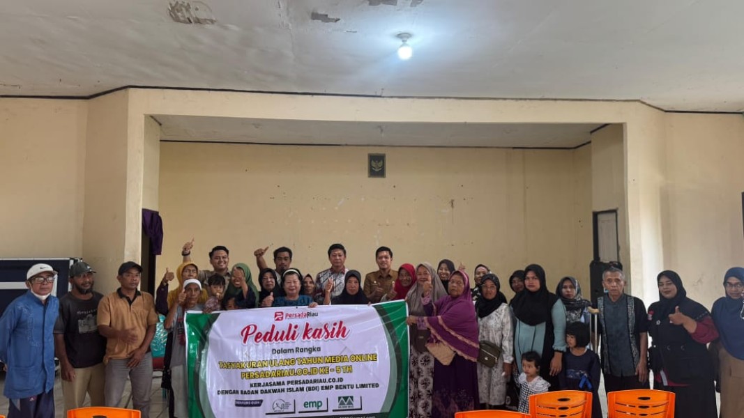 HUT ke-5, Persadariau.co.id Gelar Bakti Sosial Bagikan Sembako untuk Janda Kurang Mampu di Pangkalan Kerinci