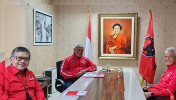 Nyatakan Diri Siap 'Nyapres', PDIP Sanksi Ganjar Pranowo