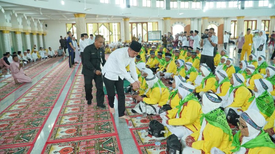 Jadwal Kepulangan Jemaah Haji Rohil, Bupati Harap Petugas Haji Bekerja Maksimal