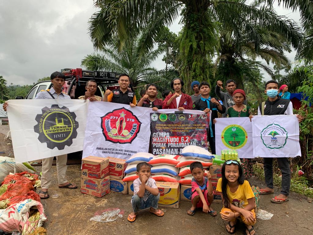 Mahasiswa ITP2I Salurkan Sembako Ke Masyarakat Pasaman Barat