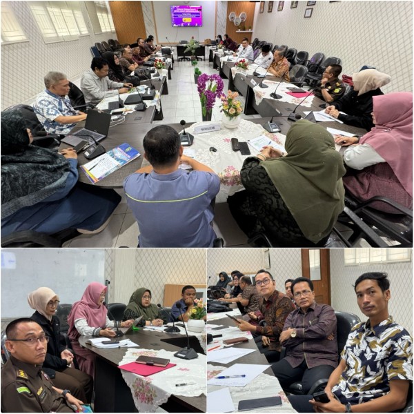 MIH dan S3 PPs UIR Berkolaborasi Gelar FGD Peninjauan Kurikulum