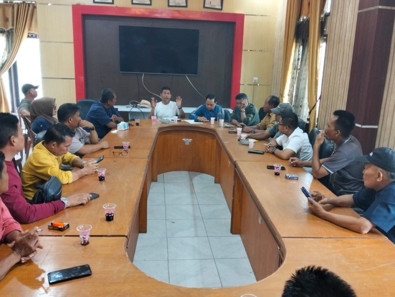Sambut Tahun Baru Islam, Camat Pangkalan Kerinci Libatkan Forum RT/RW Sukseskan Semarak 1 Muharram 1448 H