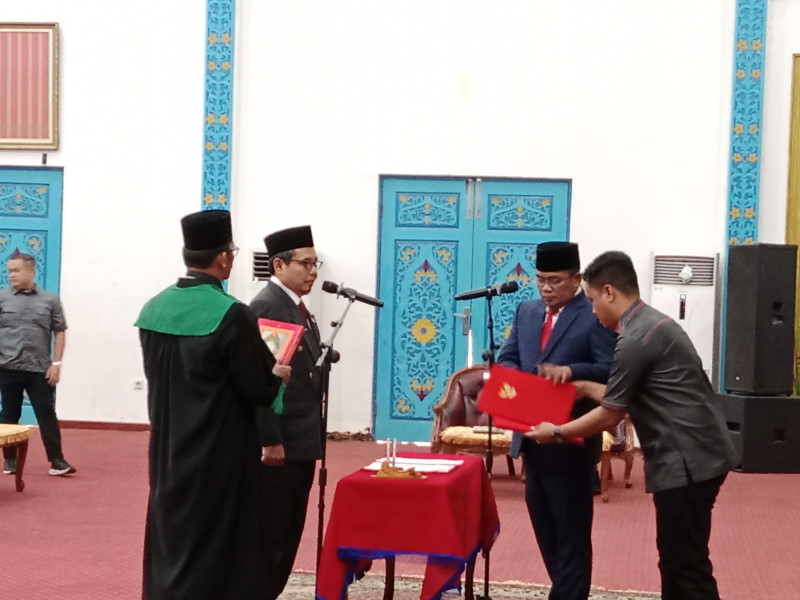 Bupati H Zukri SM Lantik Tengku Zulfan Sebagai PJ Sekda Pelalawan