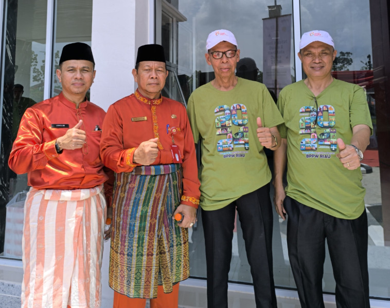 Pemkab Pelalawan berharap penanganan drainase  di Lintas Timur dapat direalisasikan Balai P2JN