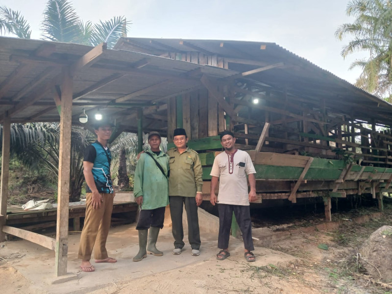 Pastikan Bantuan Berkembang, Ketua BAZNAS Pelalawan Monitoring Kelapangan