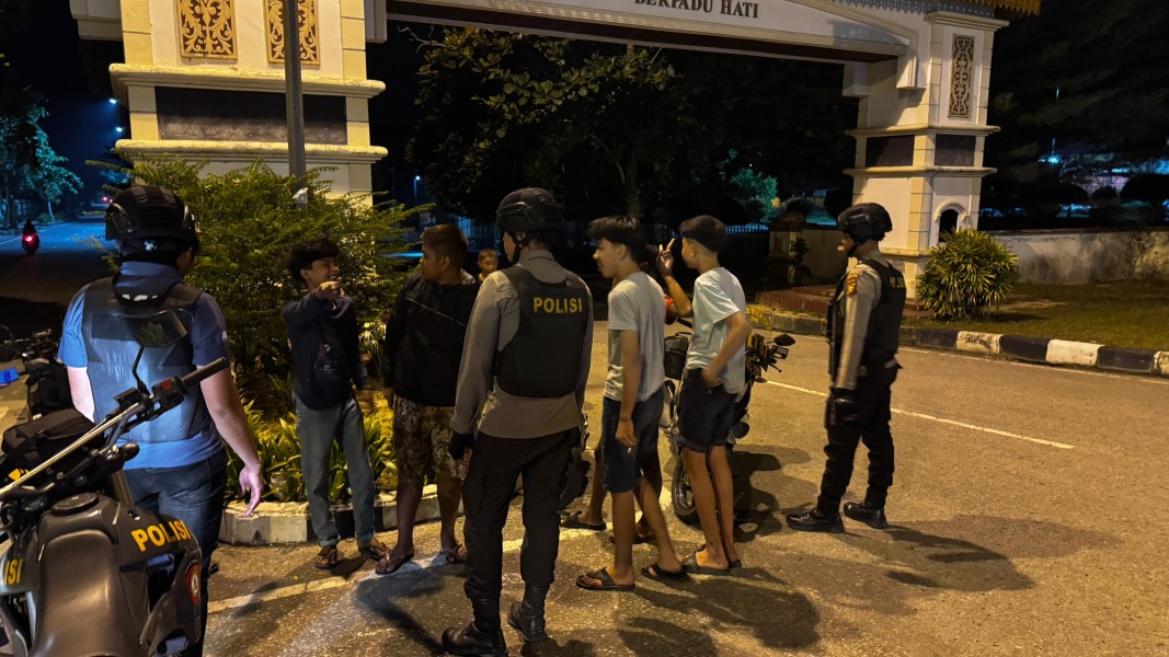Tim Raga Res Polres Pelalawan Gencar Lakukan Patroli Malam Berantas Pelaku Anti Gank Motor di Kota Pangkalan Kerinci