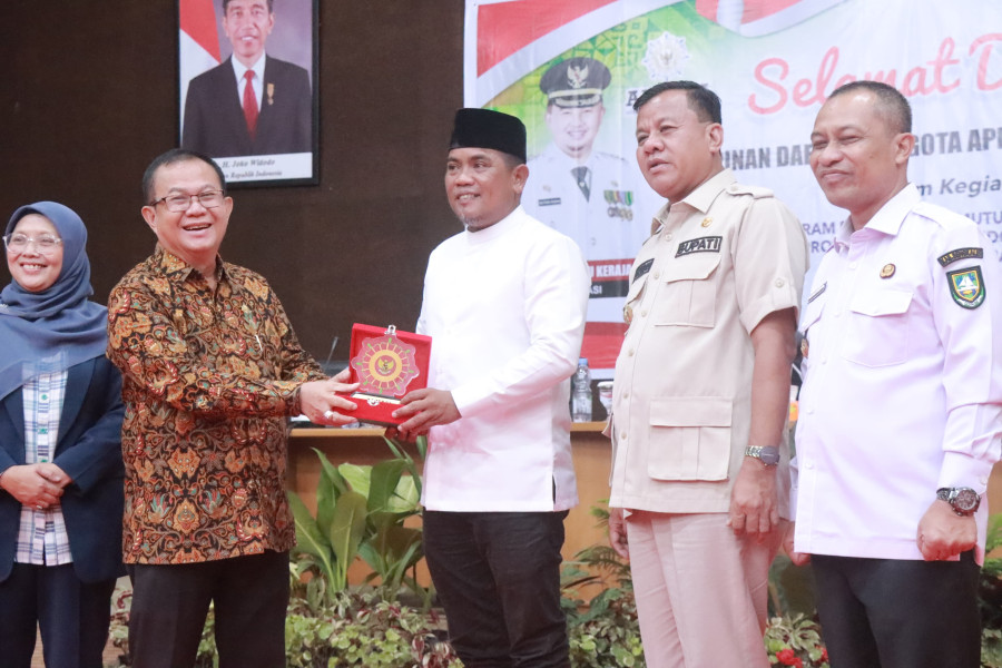 Sosialisasi BIE-D Provinsi Riau di Pelalawan, Bupati H Zukri SE Buka Peluang Beasiswa Bagi Masyarakat Ekonomi Lemah