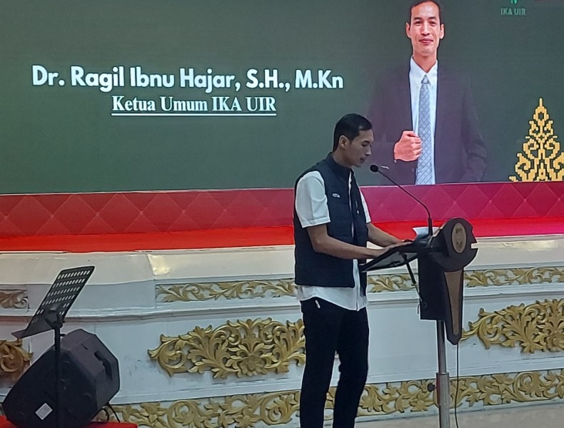 Dilantik Sebagai Ketua IKA UIR, Doktor Ragil Komit Bersinergi Bangun Riau
