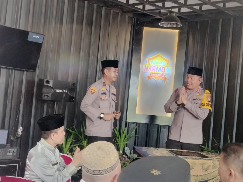 AKBP Suwinto SH SIK Resmikan Cafetaria Harmoni Center Polres Pelalawan