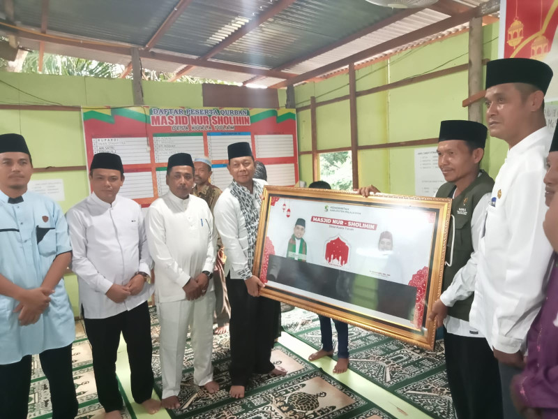 Safari Ramadhan di Kecamatan Pelalawan, Fakhrizal Sampaikan Program Bupati yang Sudah Berjalan