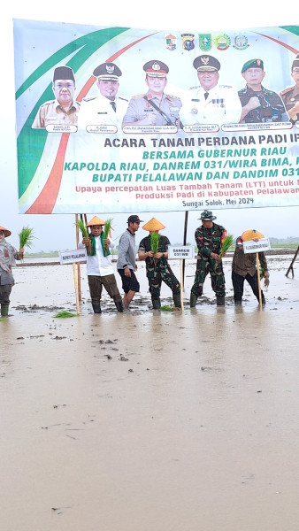 Dalam Mendukung Program Penanaman Padi IP200, Bupati H. Zukri Sebut Akan Membangun Tanggul