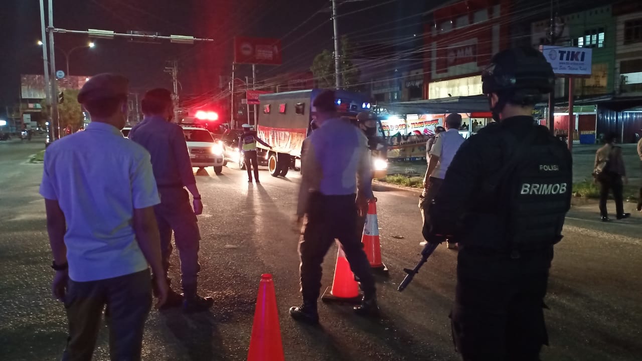 Mulai Malam ini Empat Ruas Jalan Pekanbaru Disekat