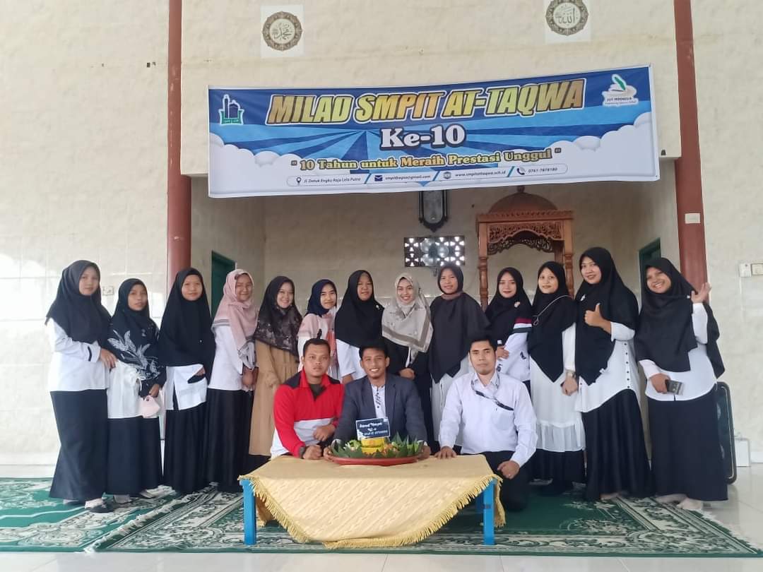 Milad Ke-10, SMP IT At-Taqwa Terus Cetak Generasi Berakhlakul Karimah