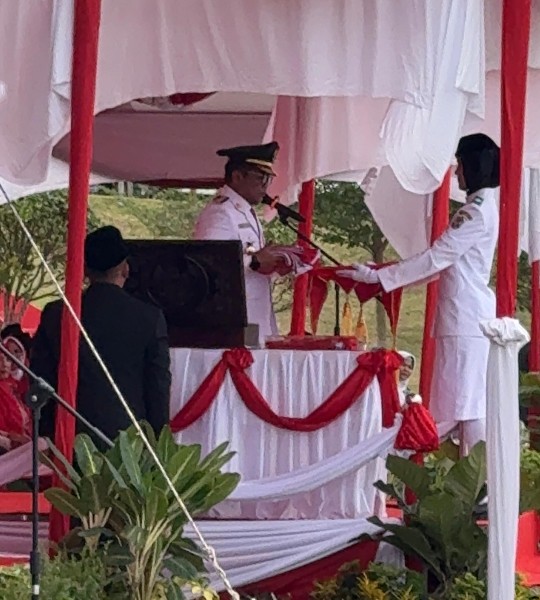 Di Bawah Langit Cerah, Detik-Detik Proklamasi HUT ke-80 RI di Pelalawan Terasa Istimewa