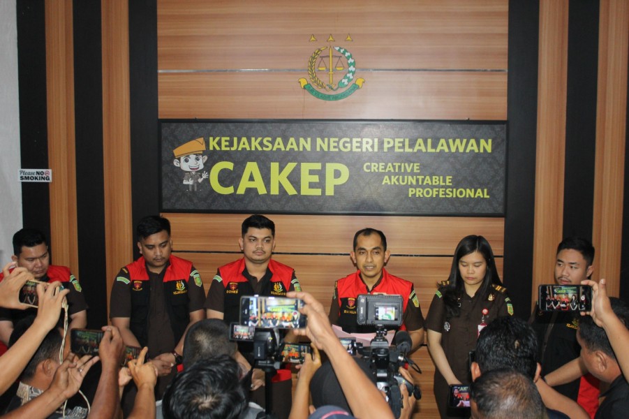 Kejari Pelalawan Tetapkan Dua Tersangka Baru Kasus Pupuk Bersubsidi, Kerugian Negara Capai Rp34 Miliar