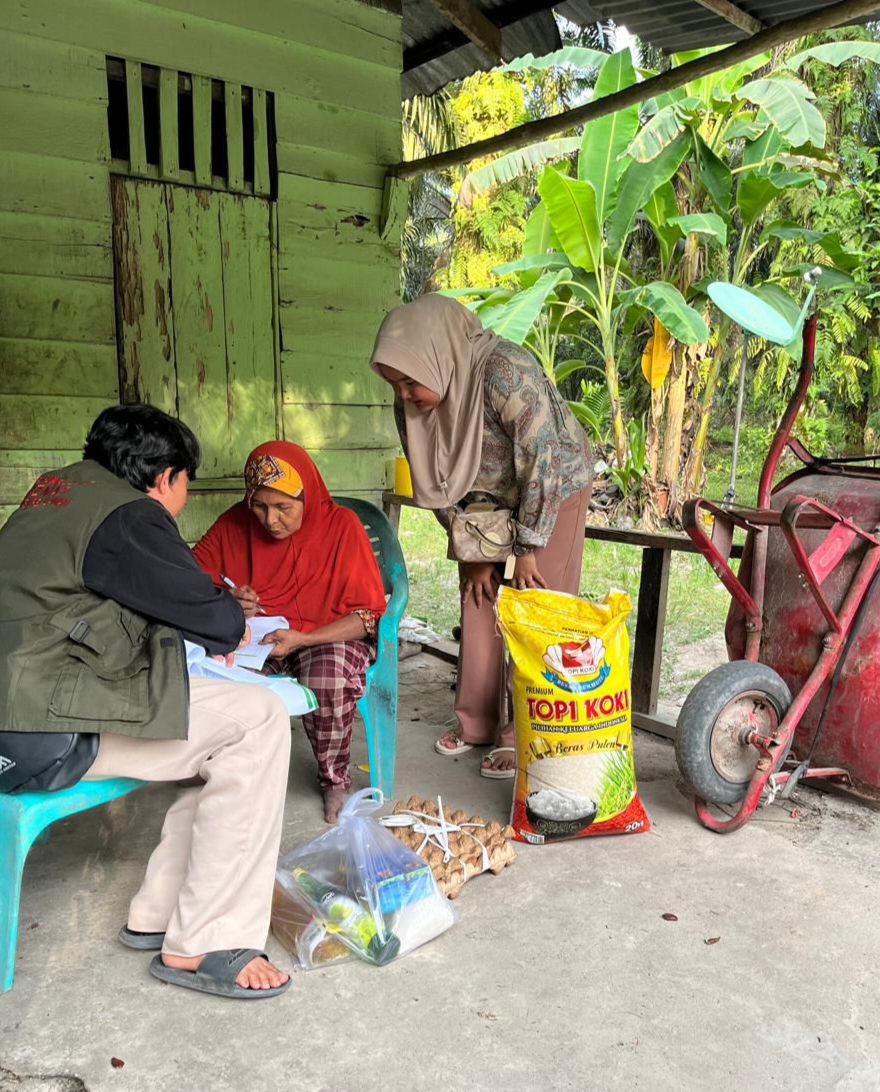 Baznas Pelalawan Salurkan Bantuan Konsumtif untuk Masyarakat Miskin Ekstrem di 11 Kecamatan