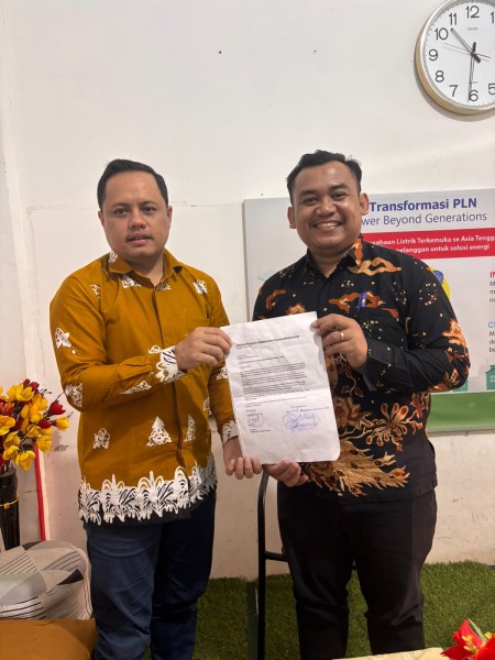 Warga Kualo Kerinci Keluhkan Tegangan Listrik Turun, Forum RT/RW Datangi PLN Minta Solusi Cepat