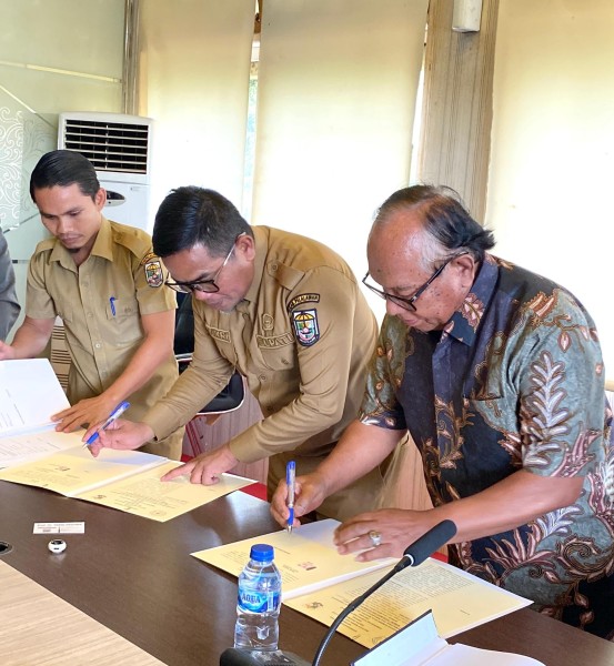 Tingkatkan Kualitas SDM, Bupati H Zukri SM Jalin Kerjasama Dengan Institut Bisnis dan Teknologi Pelita Indonesia