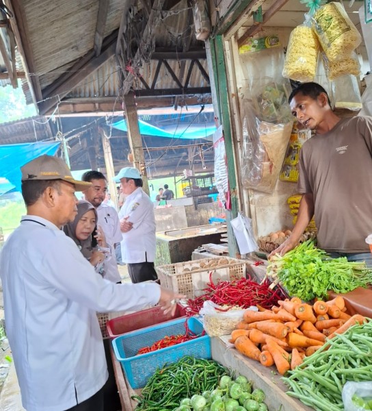 Harga Komoditas Cabai Melonjak, TPID Lakukan Sidak Pasar Pangkalan Kerinci
