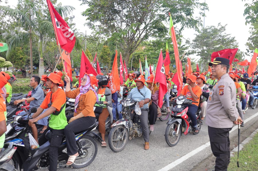 Ratusan Buruh di Pelalawan Peringati May Day 2026, Long March hingga Mimbar Bebas Berlangsung Tertib