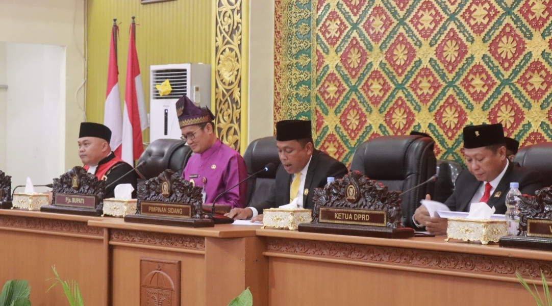 Pjs. Bupati Hadiri Pelantikan Syafrizal Sebagai Ketua DPRD Pelalawan